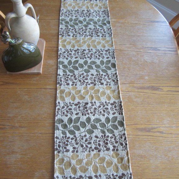 Plant Nature Tree Branch Modern Table Runner - Picture 9 of 9